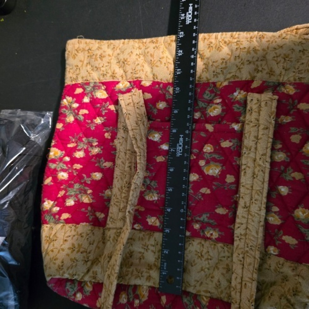 Quilted Floral Tote Bag Cottagecore‎ Red and Beige Zip Closure Cotton - Picture 6 of 8